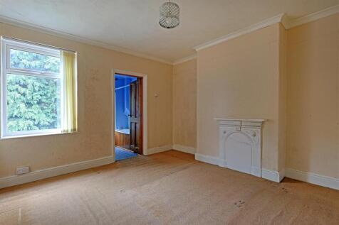 Bedroom 2-2.jpg
