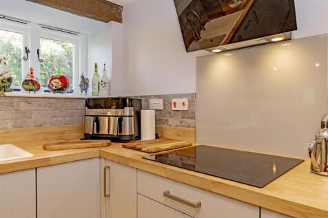 Kitchen-3.jpg