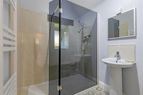 Shower Room-1.jpg
