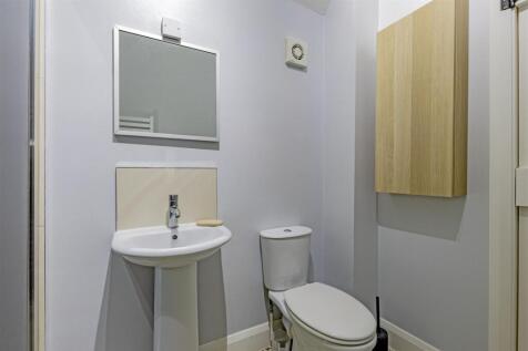 Shower Room-2.jpg