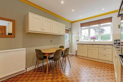 Kitchen-2.jpg