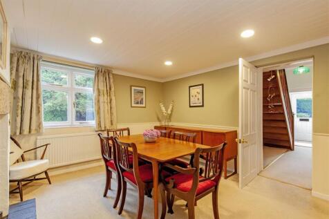 Dining Room-2.jpg