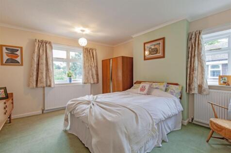 Bedroom 2-1.jpg