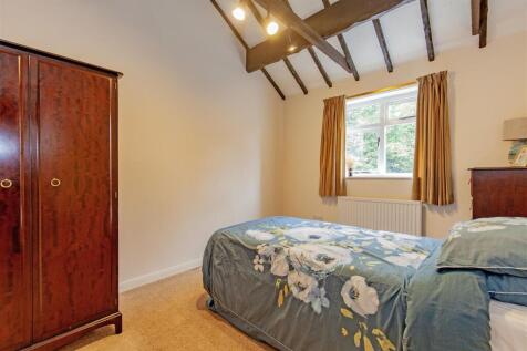 Bedroom 3-2.jpg
