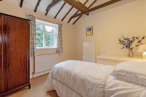 Bedroom 4-1.jpg