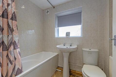 Ground Floor Family Bathroom