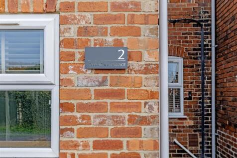 Front External-3.jpg