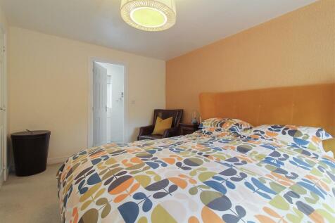 Principal Double Bedroom 1