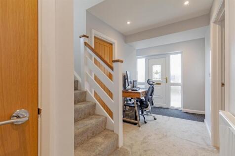 Spacious Entrance Hall