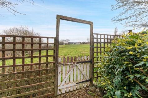 Garden - Gate to Public Field