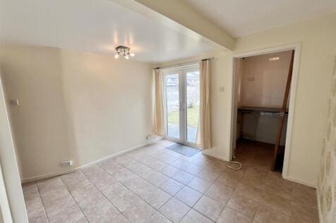 Reception/Ground Floor Bedroom