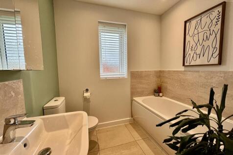 Four-Piece Bathroom