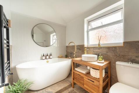 Four-Piece Bathroom