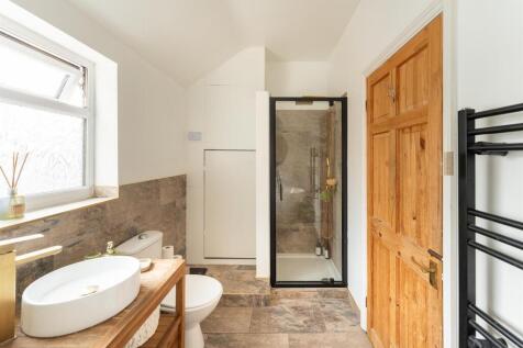 Four-Piece Bathroom