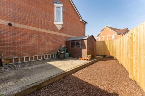 Side Garden with Hardstanding
