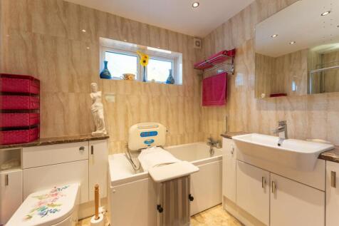 Four-Piece Bathroom