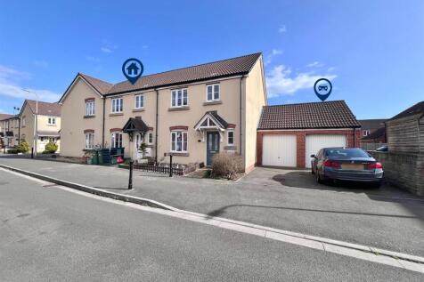 House - Parking &amp; Garage