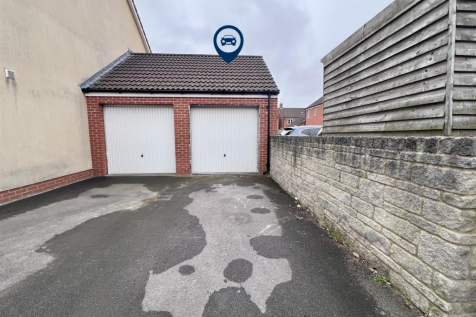 Garage &amp; Parking Space