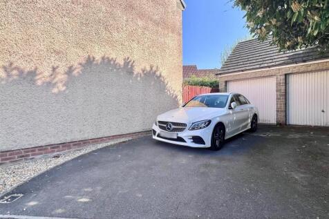 Garage &amp; Parking