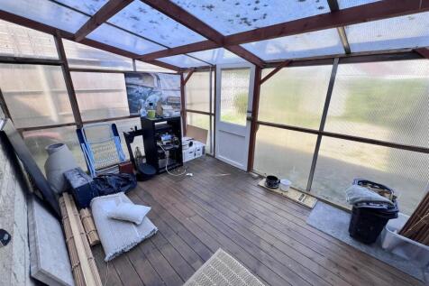 Lean-to
