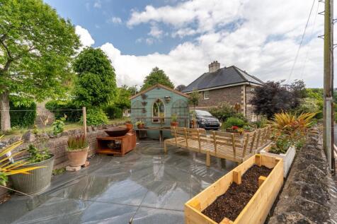 Corner Plot Garden