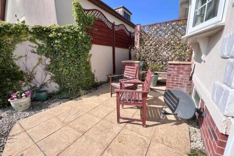 Side Garden Area