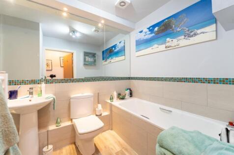 Four-Piece Bathroom