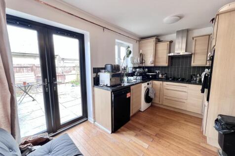 Kitchen/Diner/Family Room