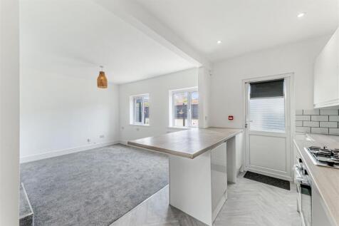 Kitchen/Living Room