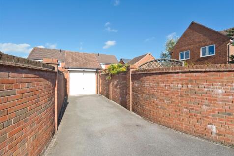Garage &amp; Driveway