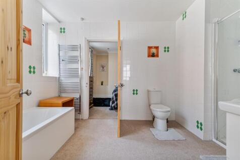 Jack &amp; Jill En-Suite