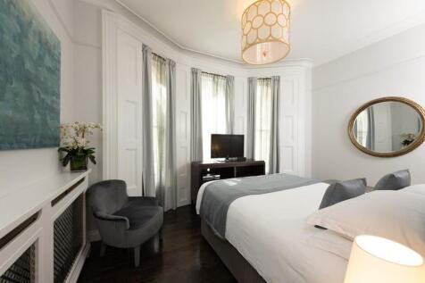 3 Bed flat to rent