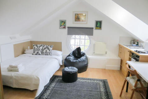 Studio to rent