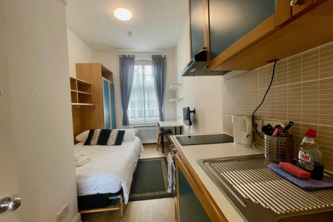 Studio for rent