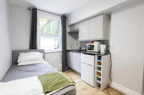 Studio for rent