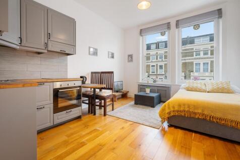 Studio to rent
