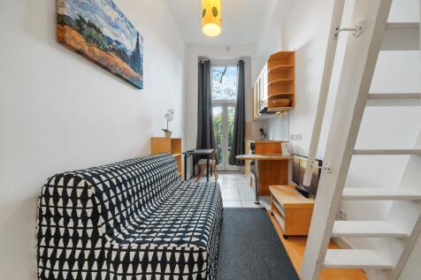 Studio for rent