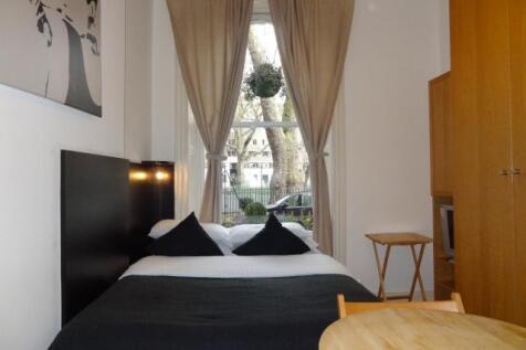 Studio to let