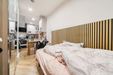 Single studio for rent