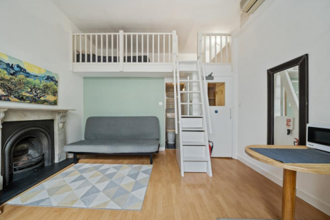 Studio to rent