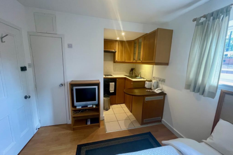 Studio to rent