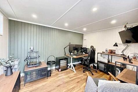 Garden room