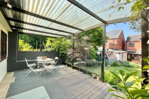 Covered patio