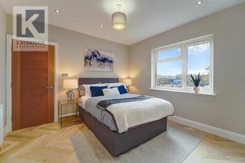 Cudas Close, Epsom