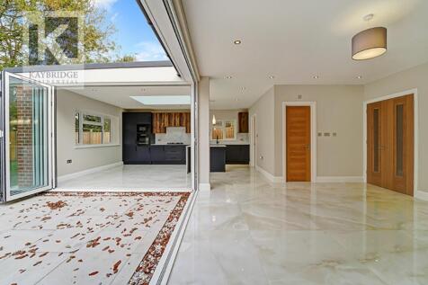 Cudas Close, Epsom