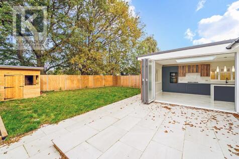 Cudas Close, Epsom