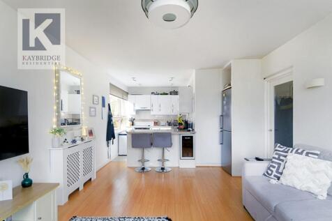 Hilda Court, Lovelace Road