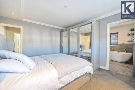Seaforth Gardens, Epsom