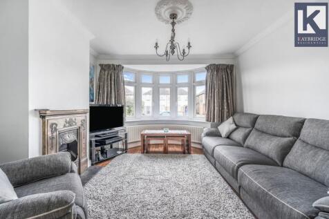 Willow Way, Epsom