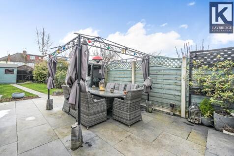 Willow Way, Epsom